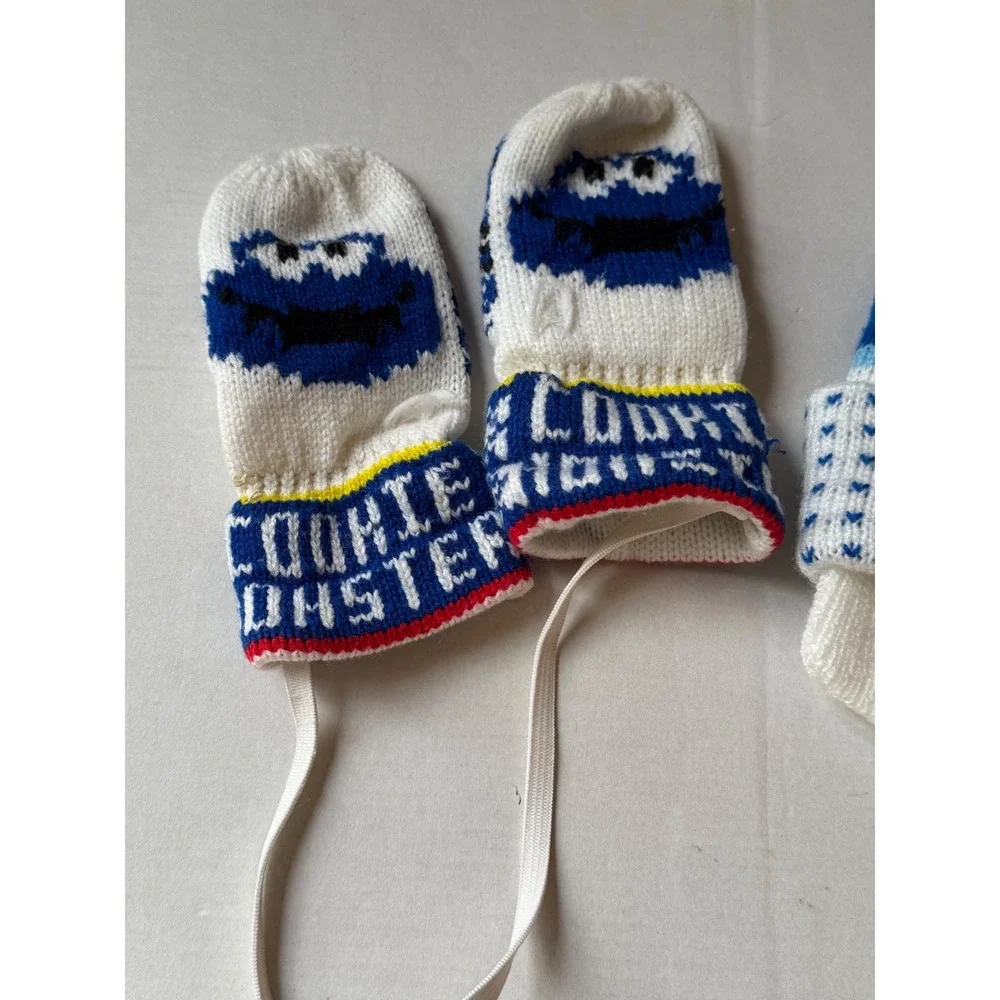 Vintage Sesame Street Cookie Monster Knit Pom Beanie Hat and Mittens Set Blue